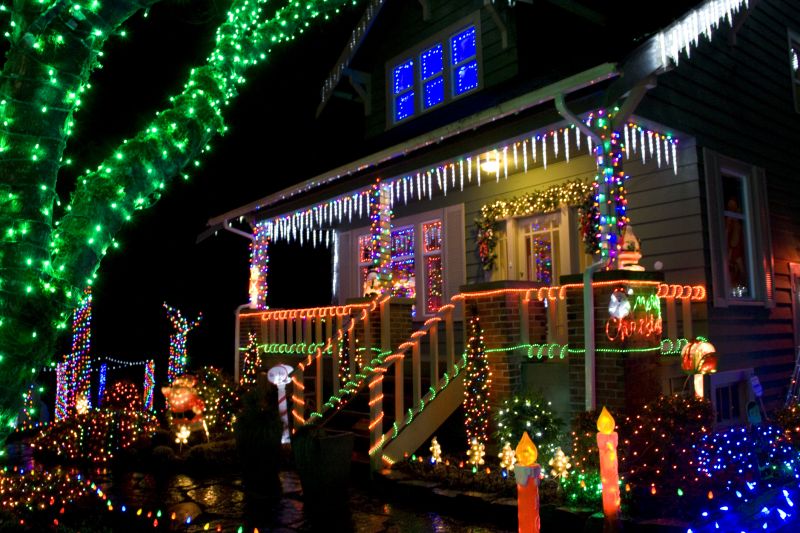Christmas Lights Hanging in Kansas City, KS